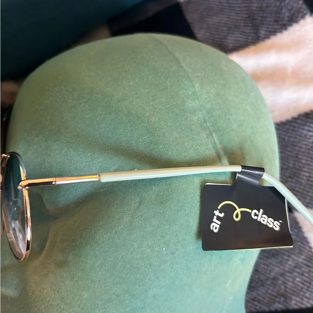 Girls new mint aviator, sunglasses